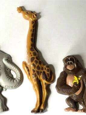 Vintage 1995, Burwood set of four safari animals wall decor